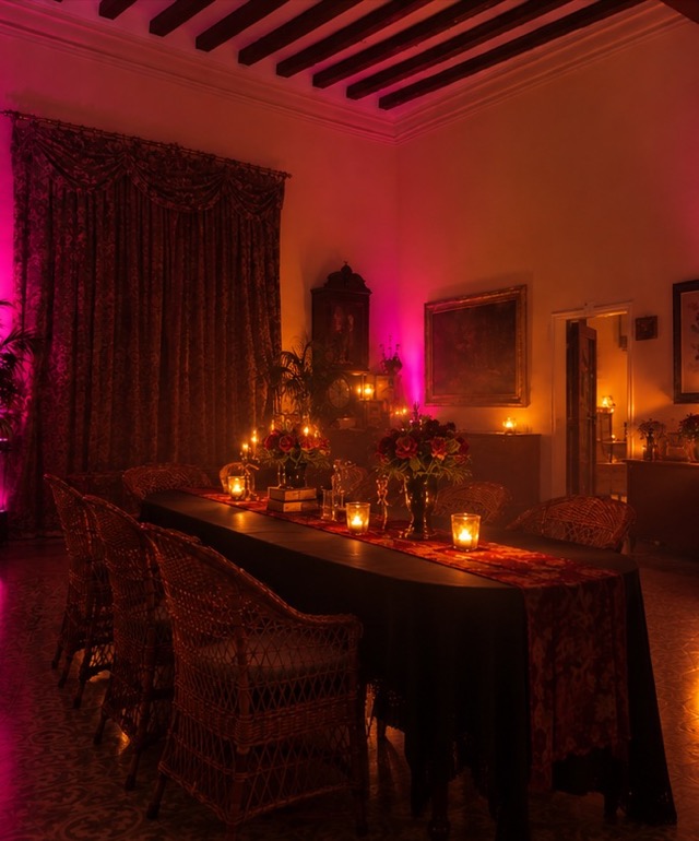 El mismo comedor ambientado e iluminado para el Cluedo